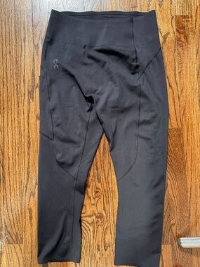 On Running Movement Tights Crop Black Women's Swiss Engineering